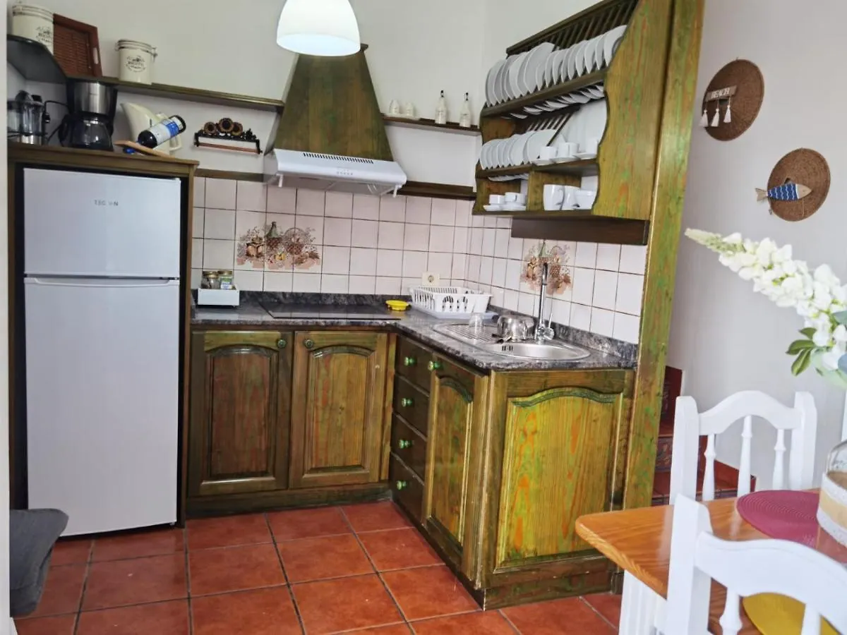 Apartamentoscasajulia La Santa 0*,
